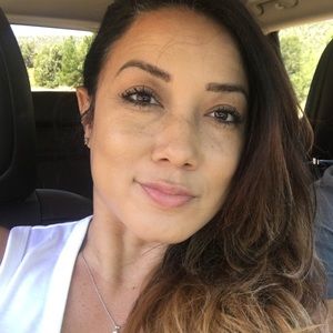 Meet your Posher, Alexandra